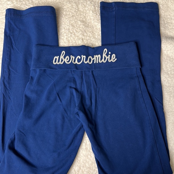 Yoga Pants - Picture 2 of 2